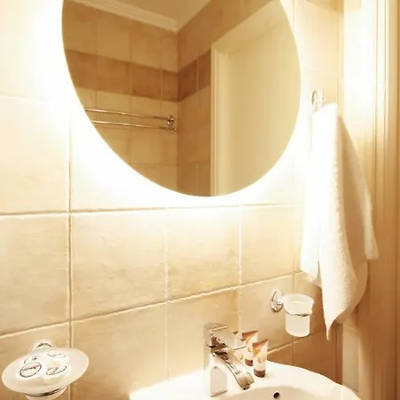 Corfu Palazzo Vecchio *