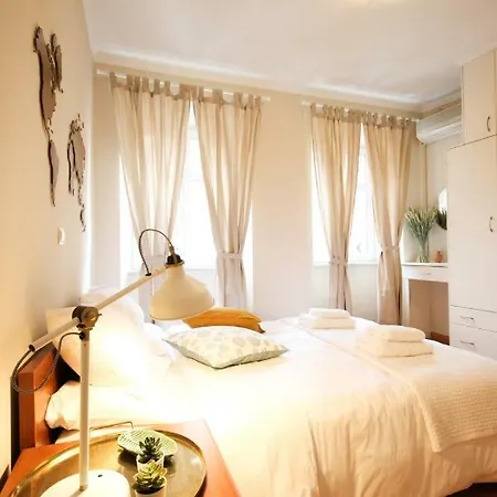 Corfu Palazzo Vecchio Apartment *